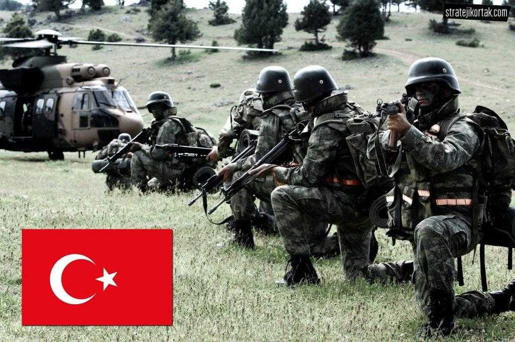 profesyonel türk askeri