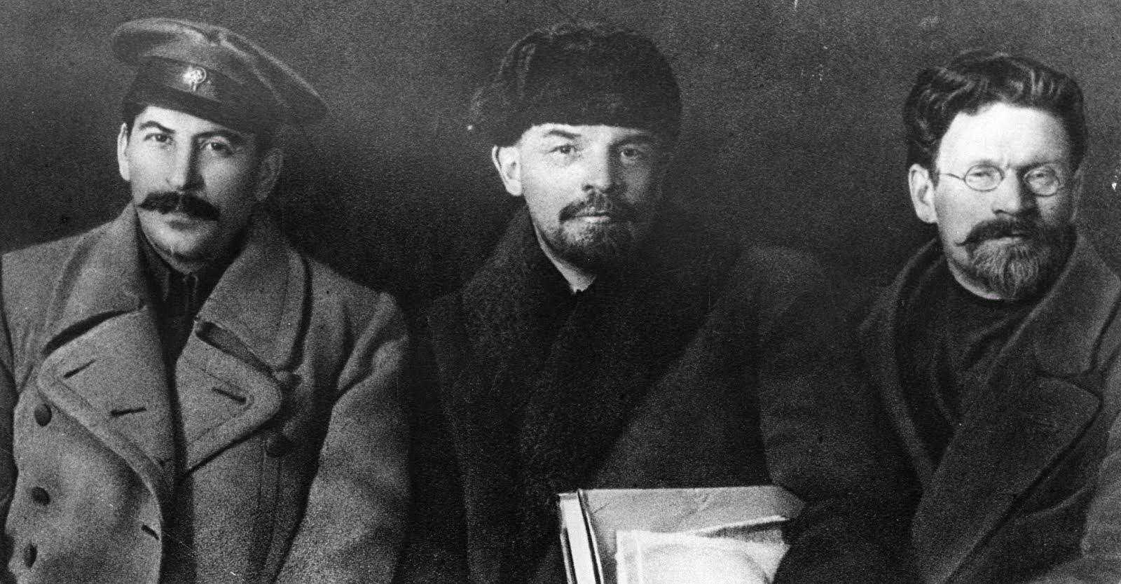 Stalin, Lenin ve Troçki