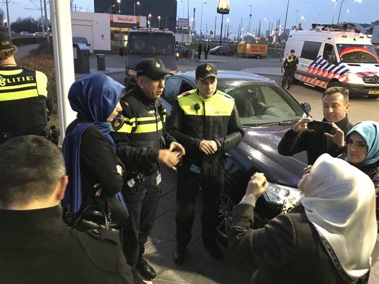 Hollanda Krizi Büyüyor: Konsolosluklar Kapatıldı