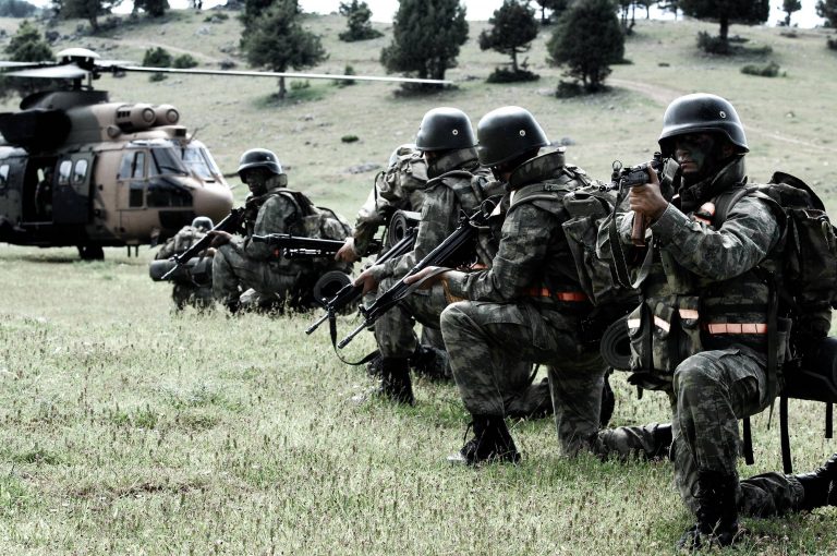 Savaş Kapıda: Askeri Strateji Öğrenelim
