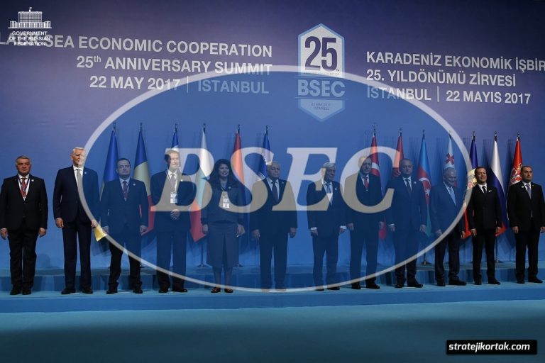 12 Üyeye Sahip Karadeniz Ekonomik İşbirliği Örgütü