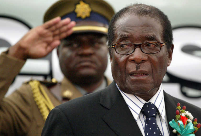 Zimbabve’de Darbe: 37 Yıllık Mugabe İktidarı Devrildi