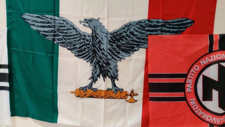 İtalyan Polisi Yeni Nazi Partisini Ortaya Çıktı