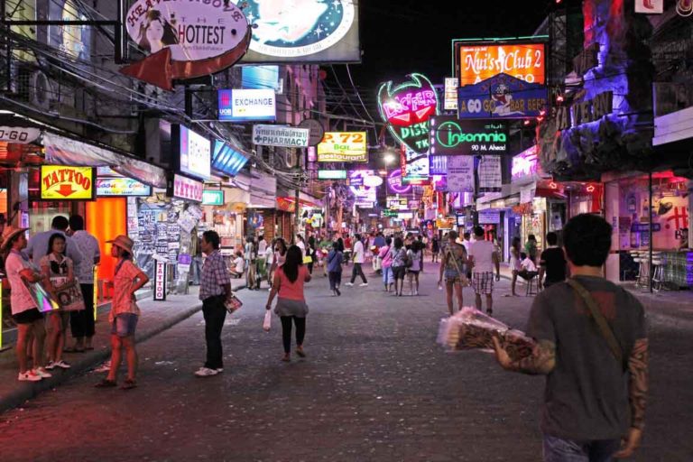 En Çok Turist Çeken ve Turizm Gelirine Sahip 10 Ülke