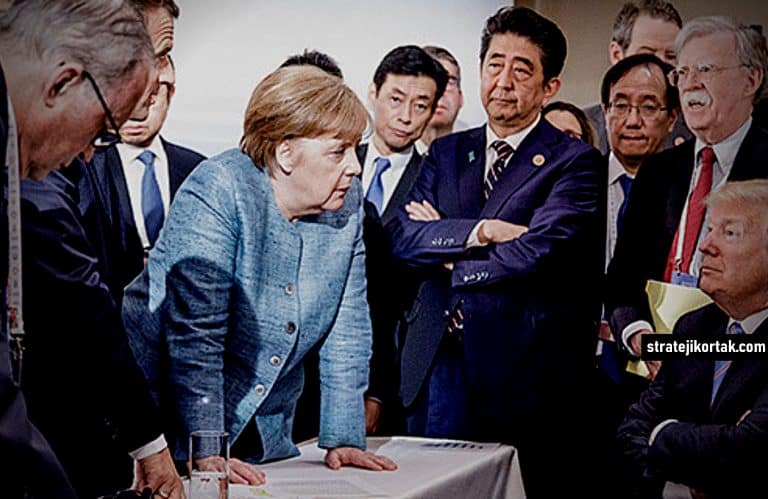 Devlet Davranışlarını Etkileyen Faktörler Üzerine Bir İnceleme