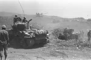Golan Tepelerindeki İsrail tankları 1967.